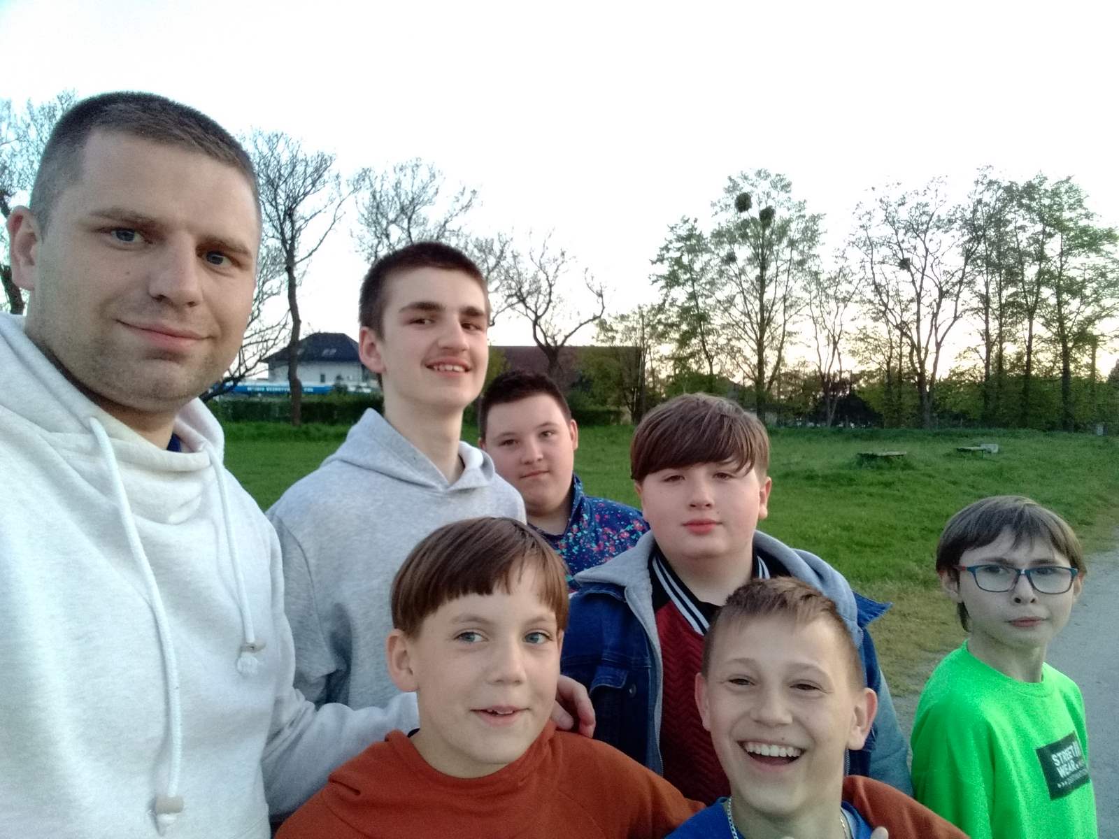 K&oacute;łko sportowot-urystyczne w maju. Grupy Wychowawcze